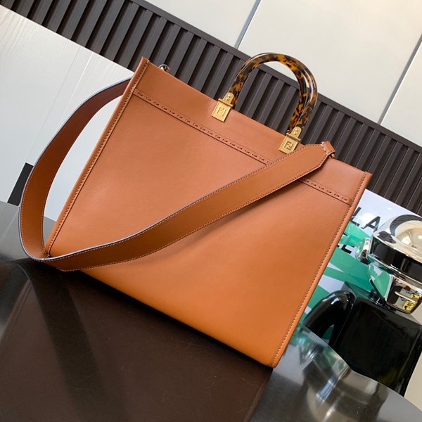 スーパーコピーブランドバッグ側面デザイン